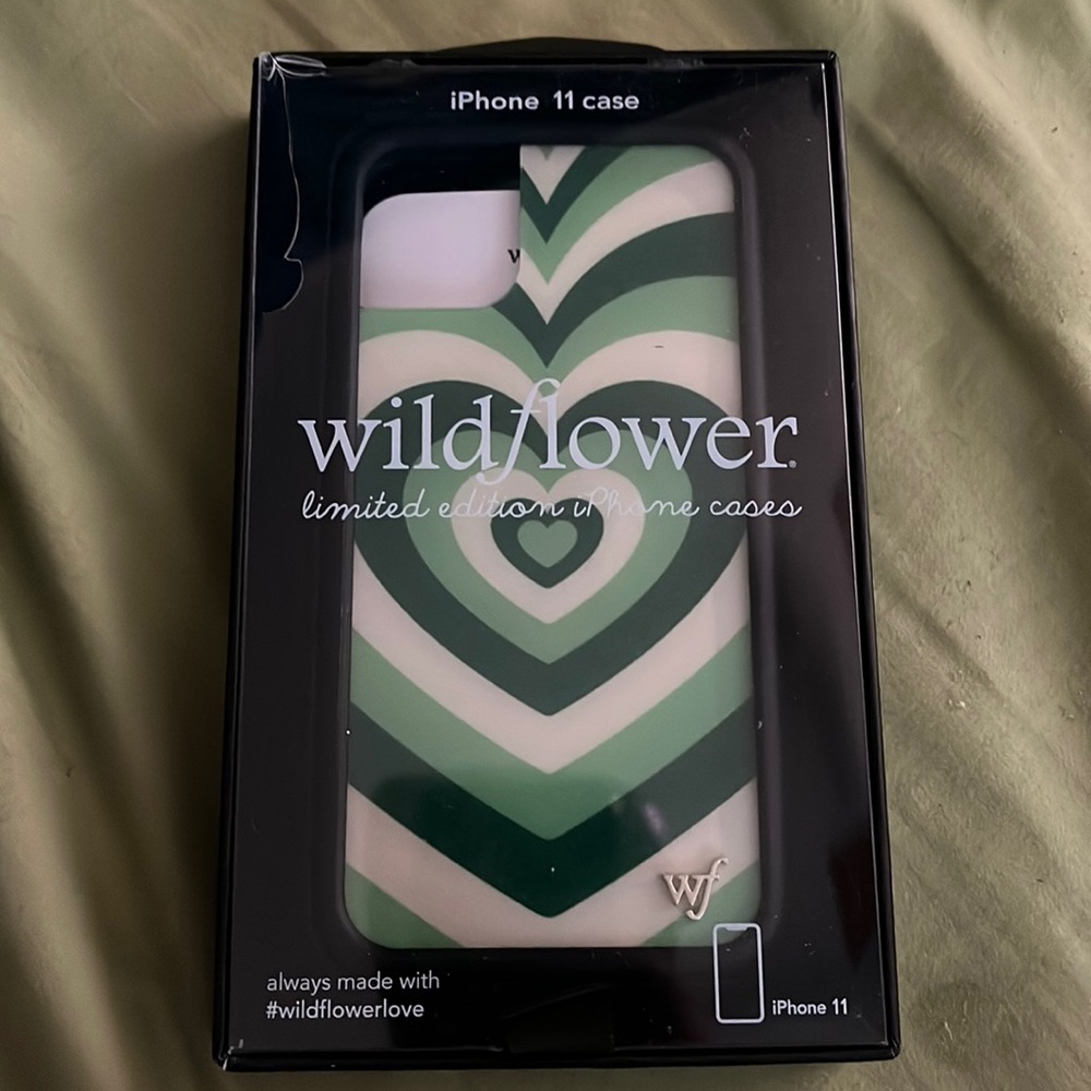 iphone 11 brand new wildflower limited edition matcha love phone case